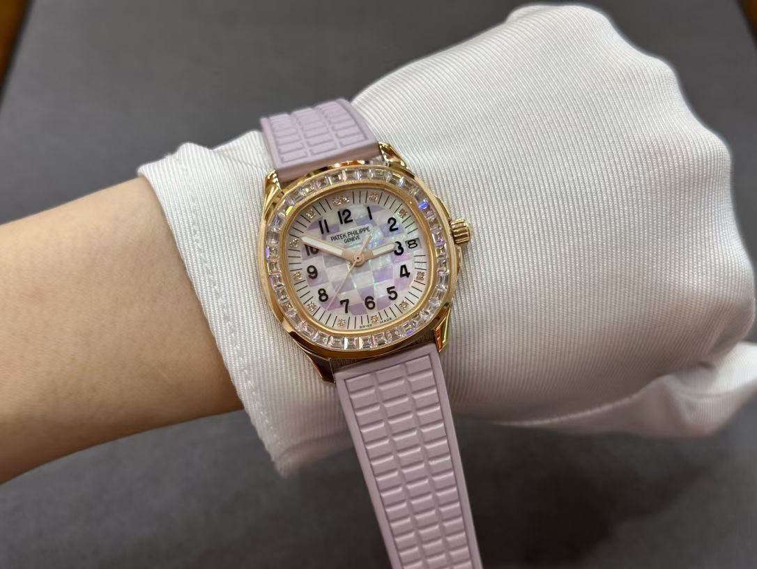 Patek Philippe Factory New AQUANAUT Series