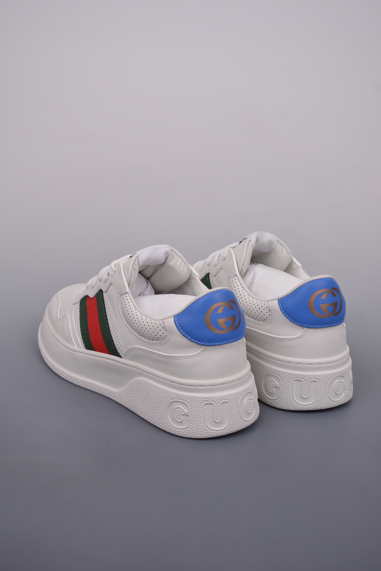 GUCCI Punching leather white sapphire blue green red ribbon