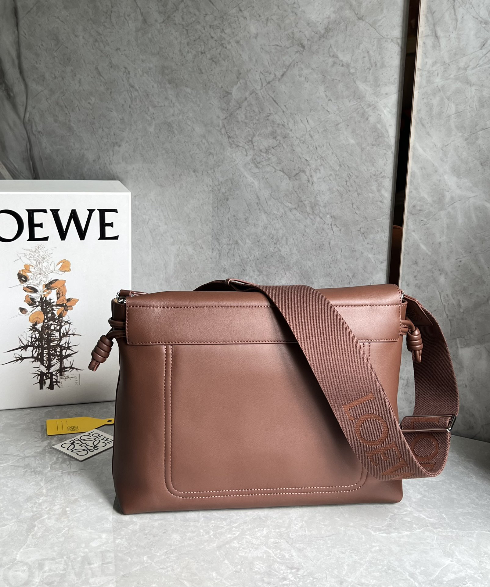 Loewe Flamenco satchel messenger bag 0901