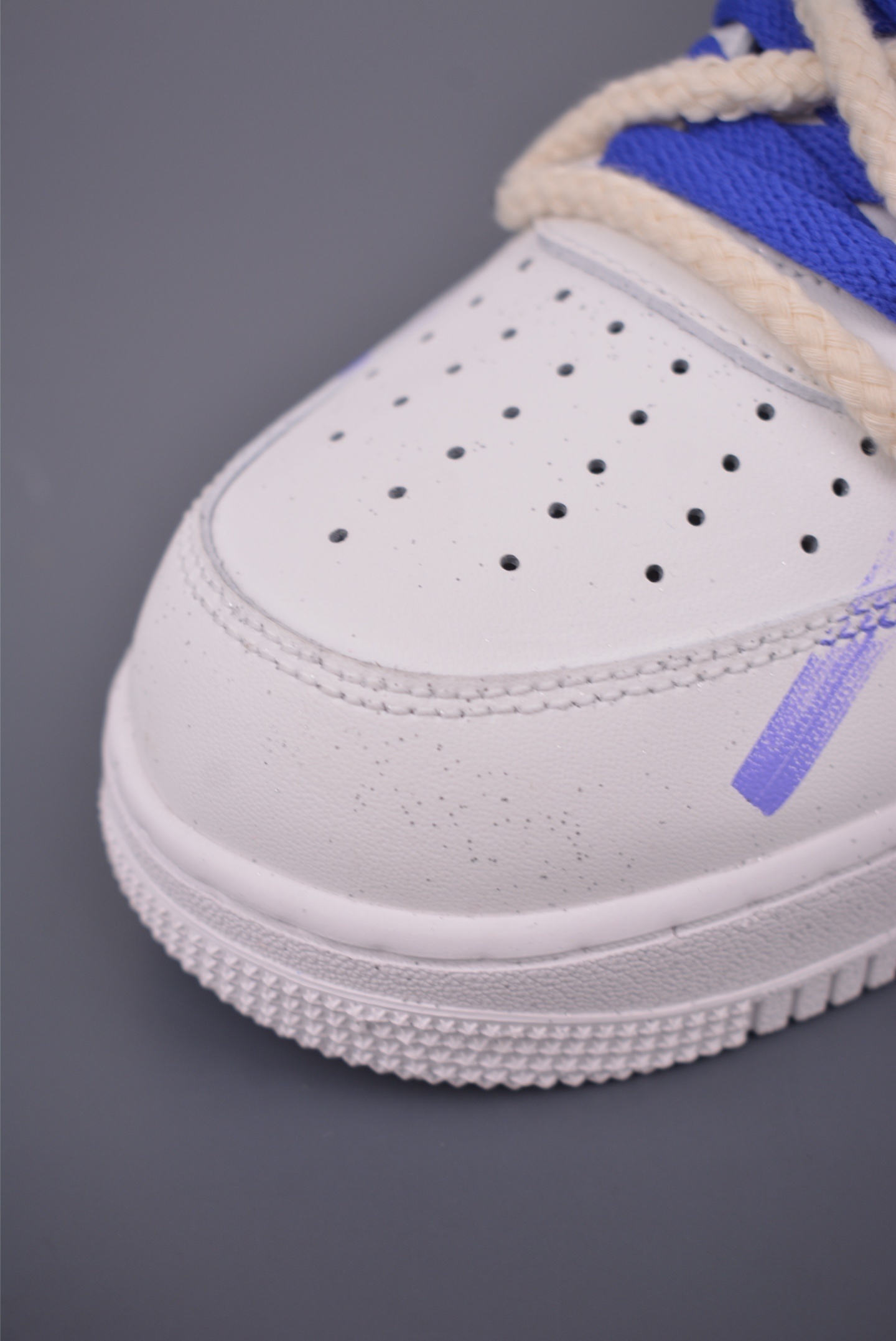 Nike Air Force 1 Low 