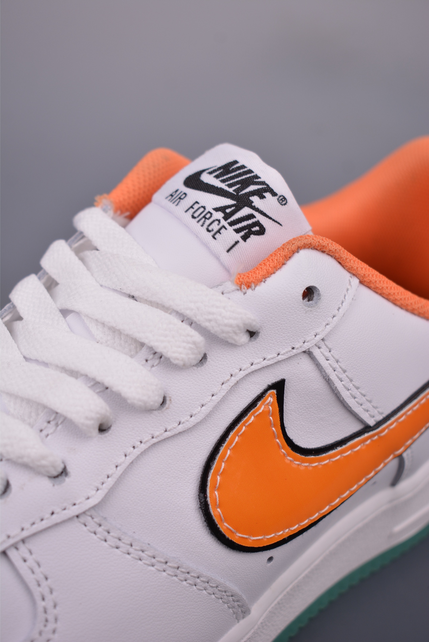 Nike Air Force 1 Low 