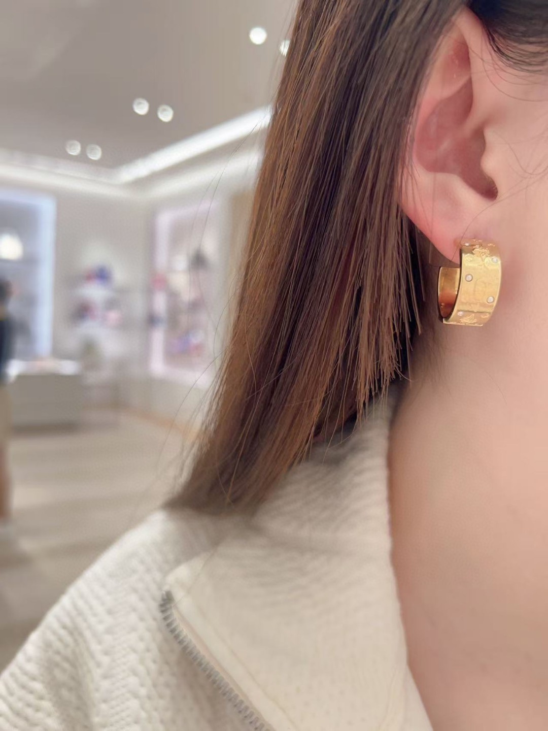 Dior Bee Pearl Hoop Earrings