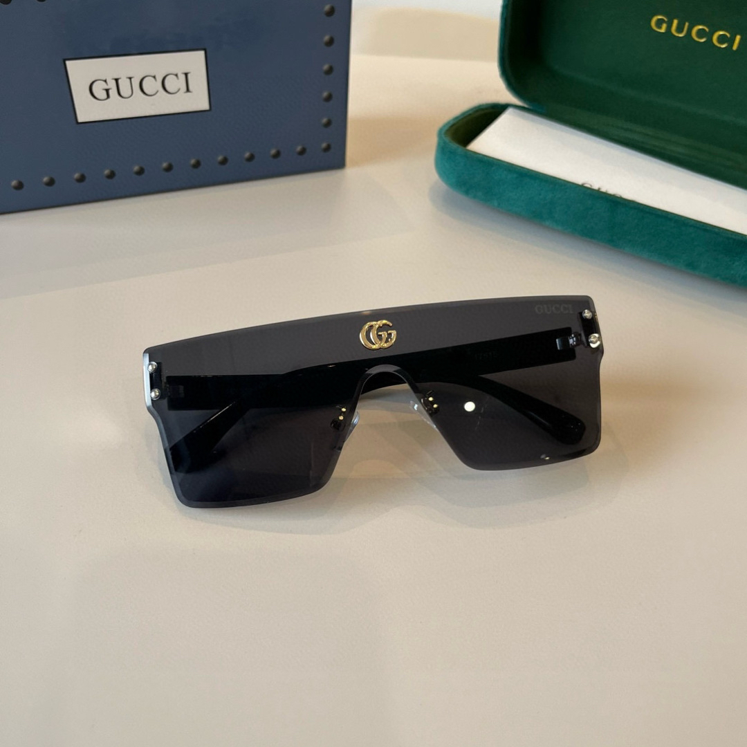 Gucci rimless sunglasses