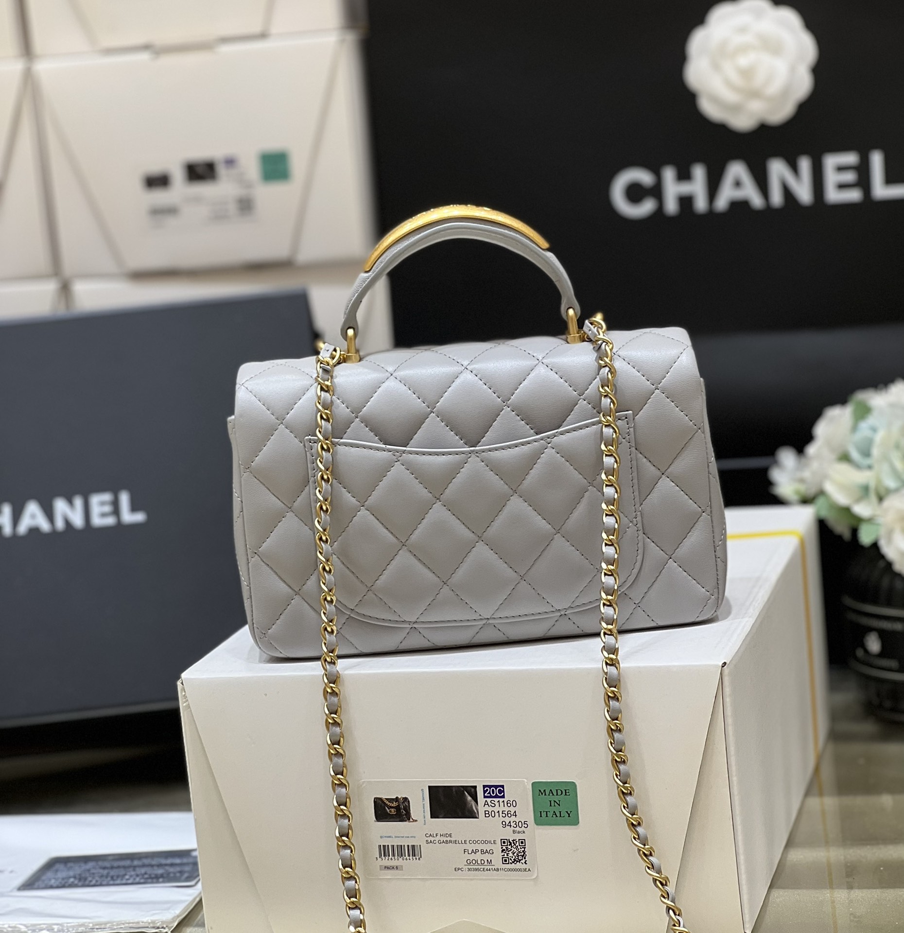 Chanel 22b autumn and winter new preview series cf mini handle AS2431