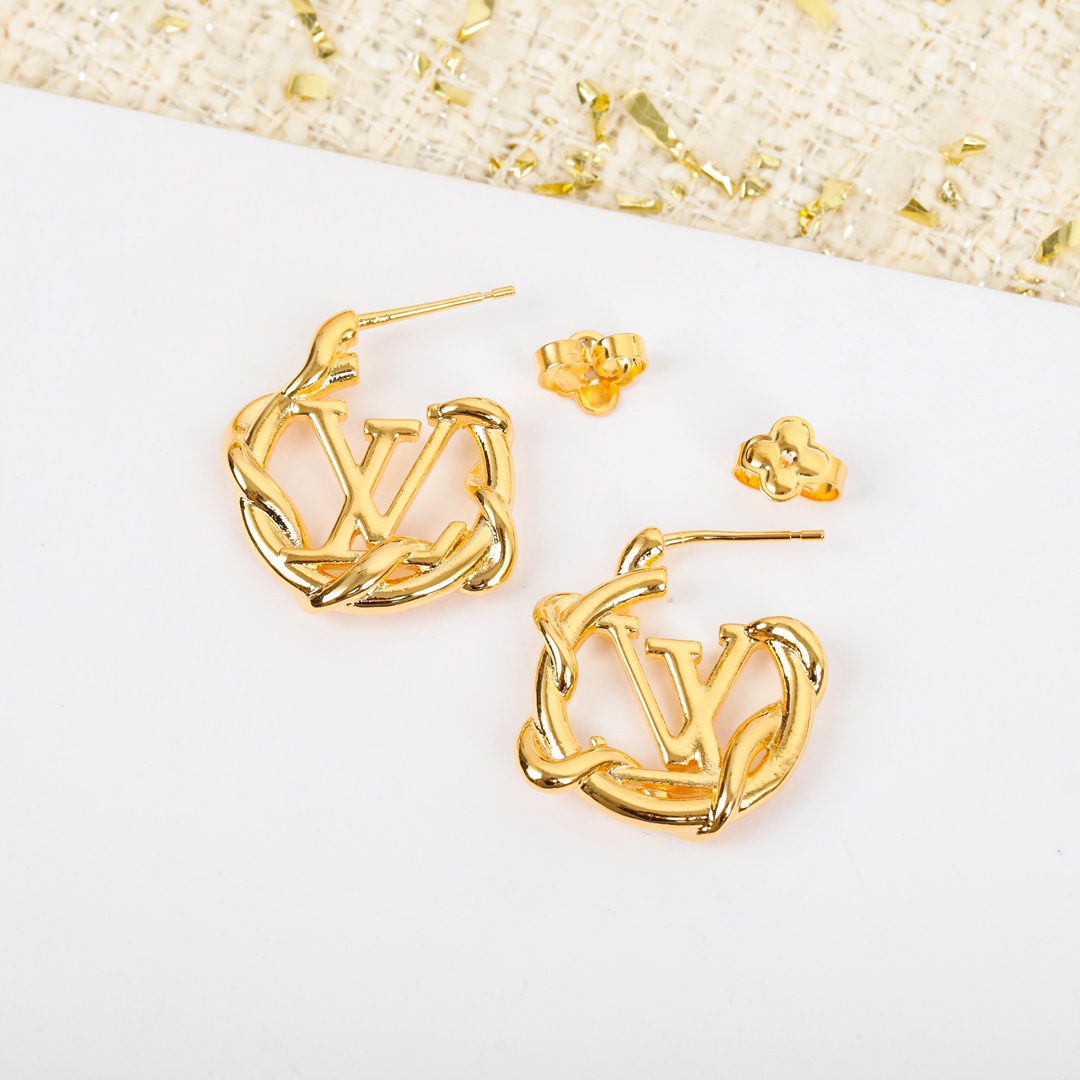 Louis Vuitton blooming rattan earrings