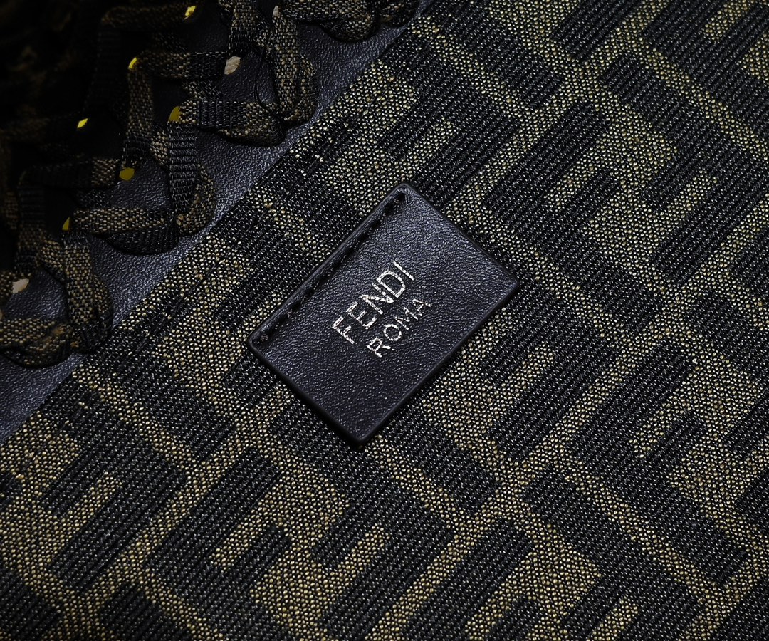 FENDI Origami Classic Monogram Folding Bag 6654