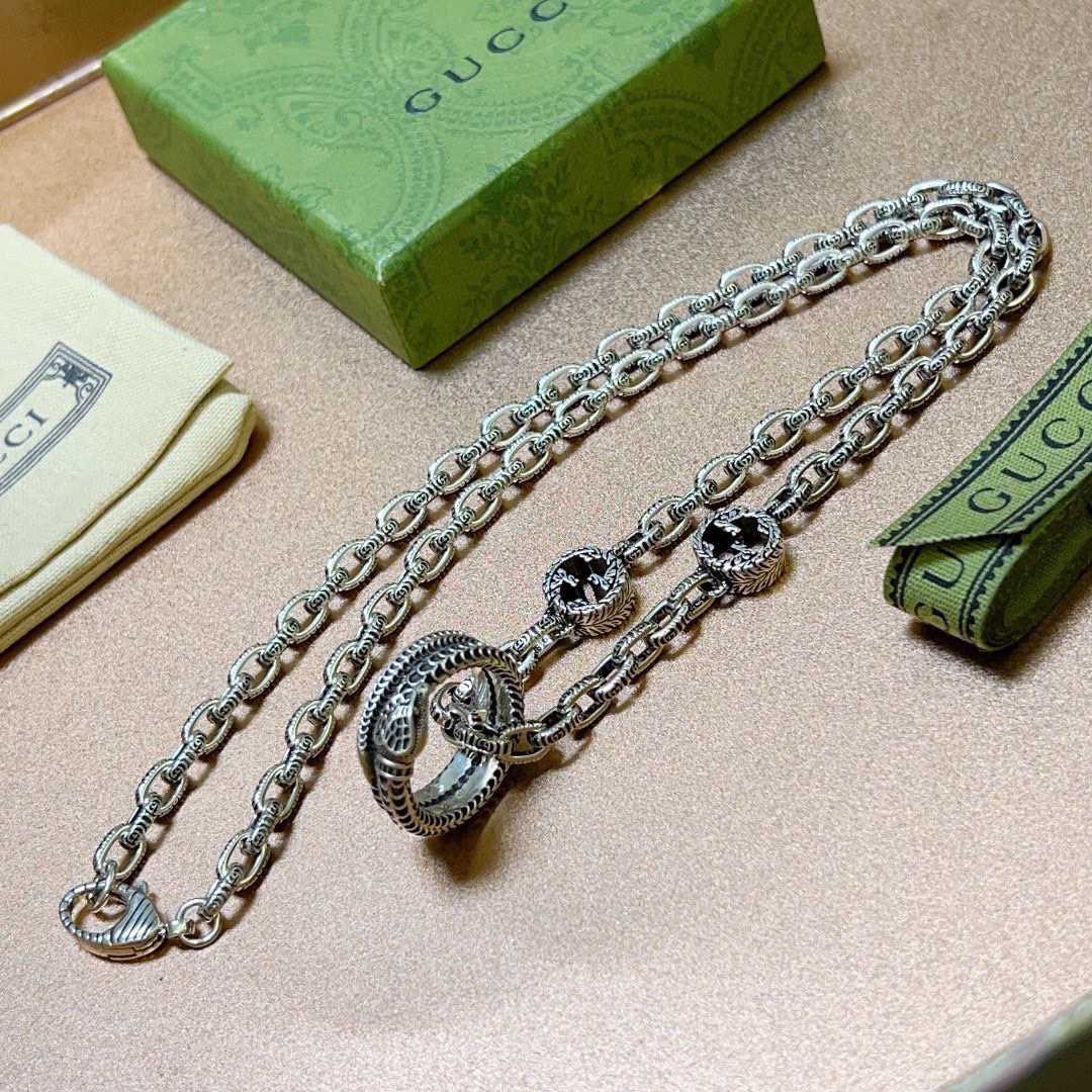 Gucci Anger Forest Series Snake Ring Vintage Necklace