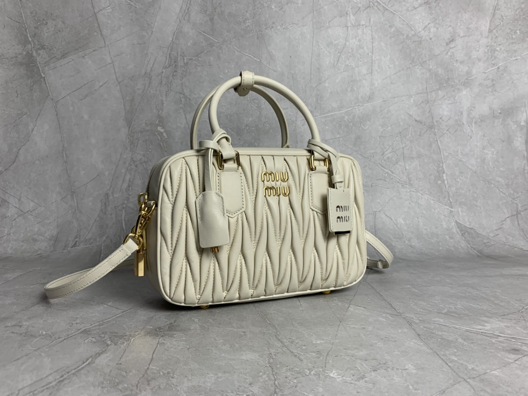 Miu Miu too etty bowling medium handbag 5BB124