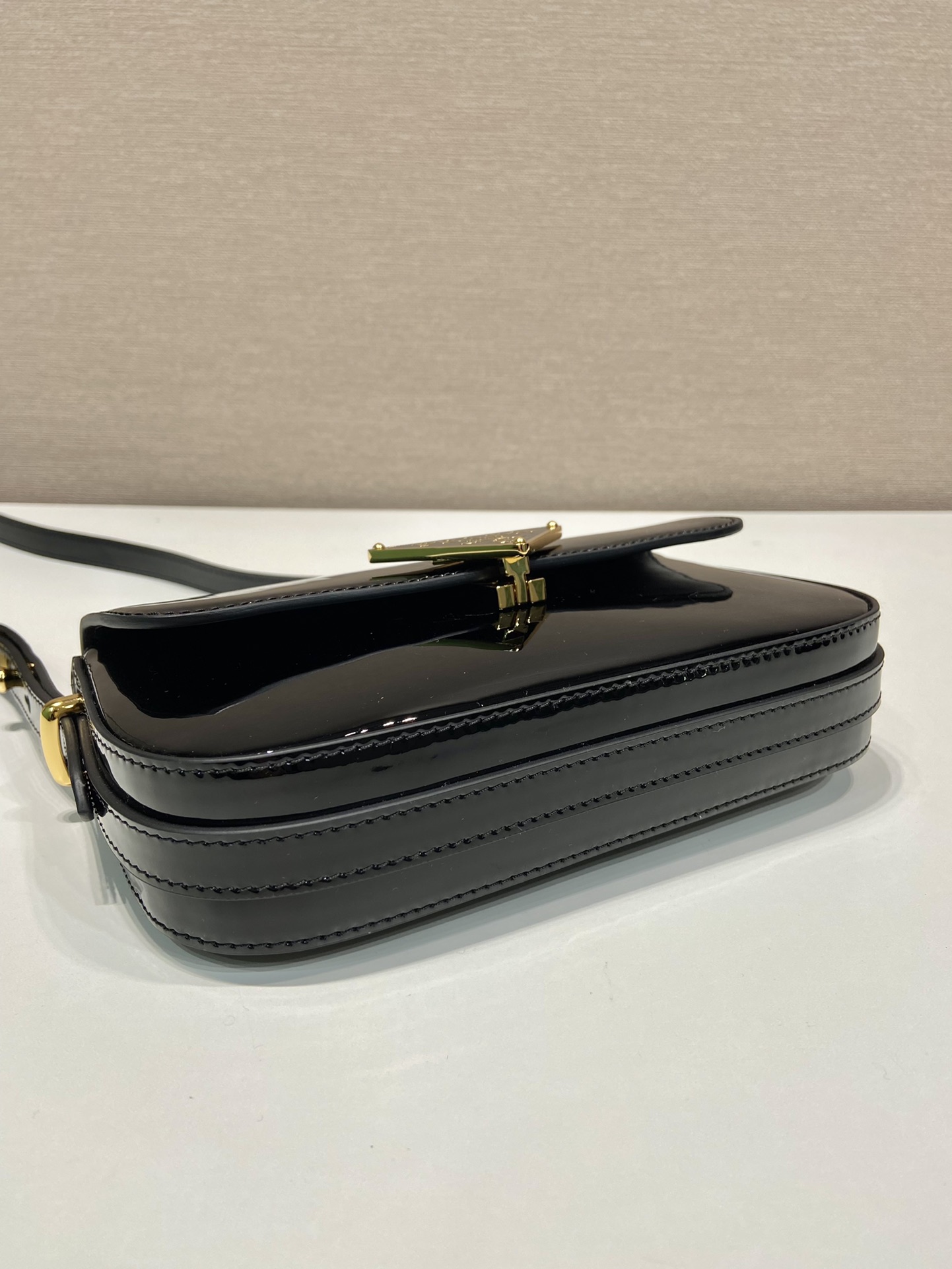 Prada Patent Leather Shoulder Bag 1BD339