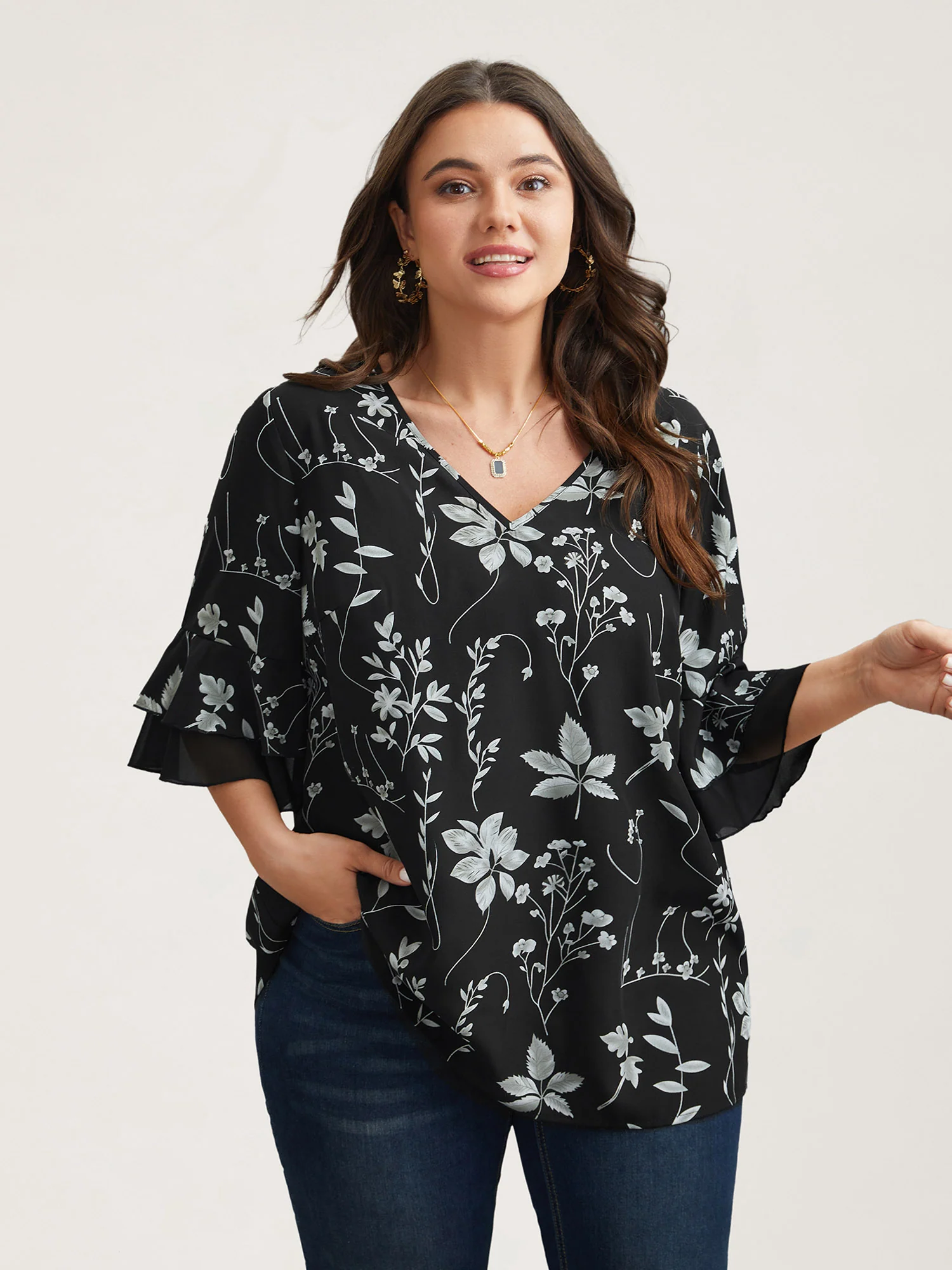 Floral Print Ruffled V-Neck Shirt