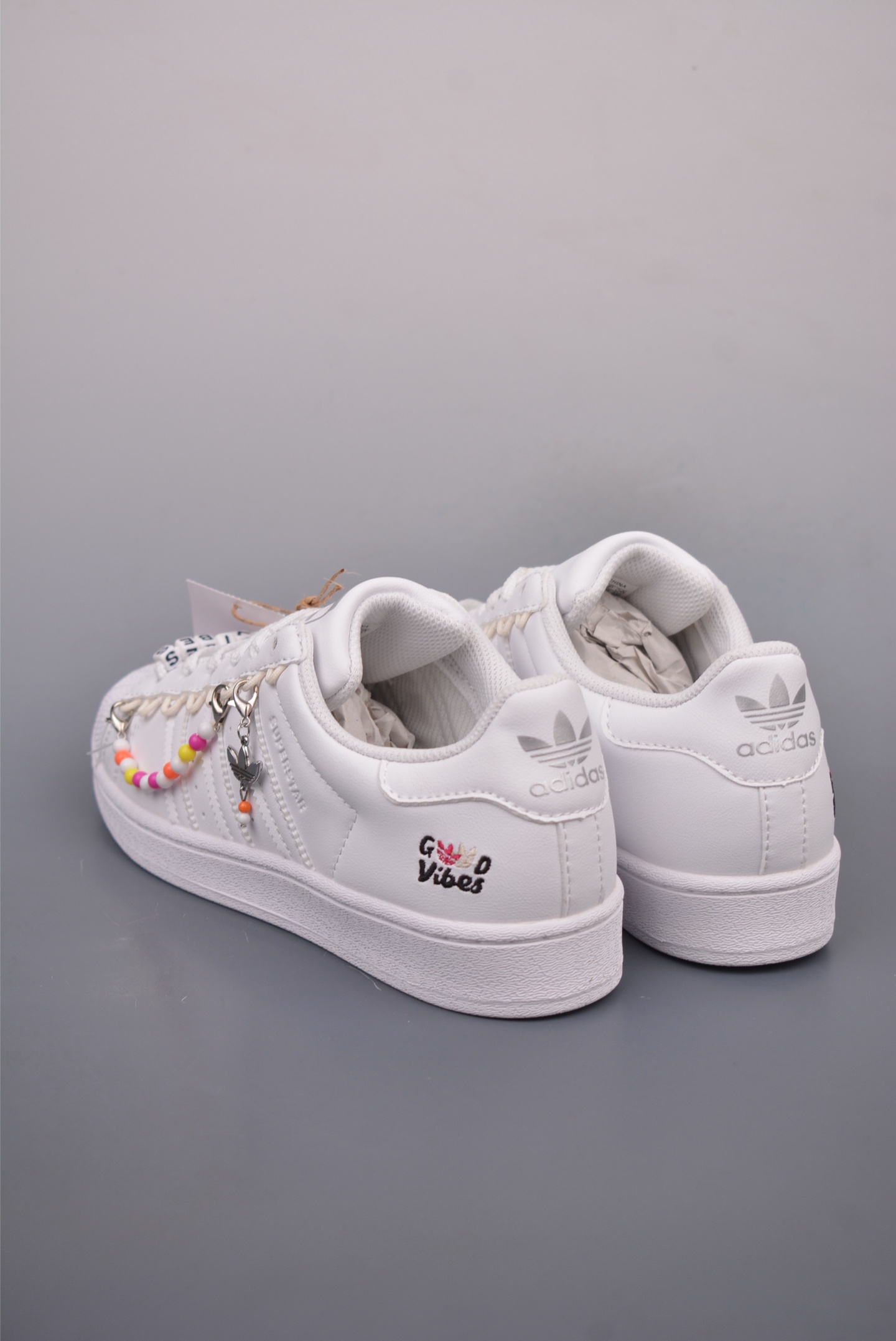 Adidas Originals Superstar Whit Black Beaded HP7828