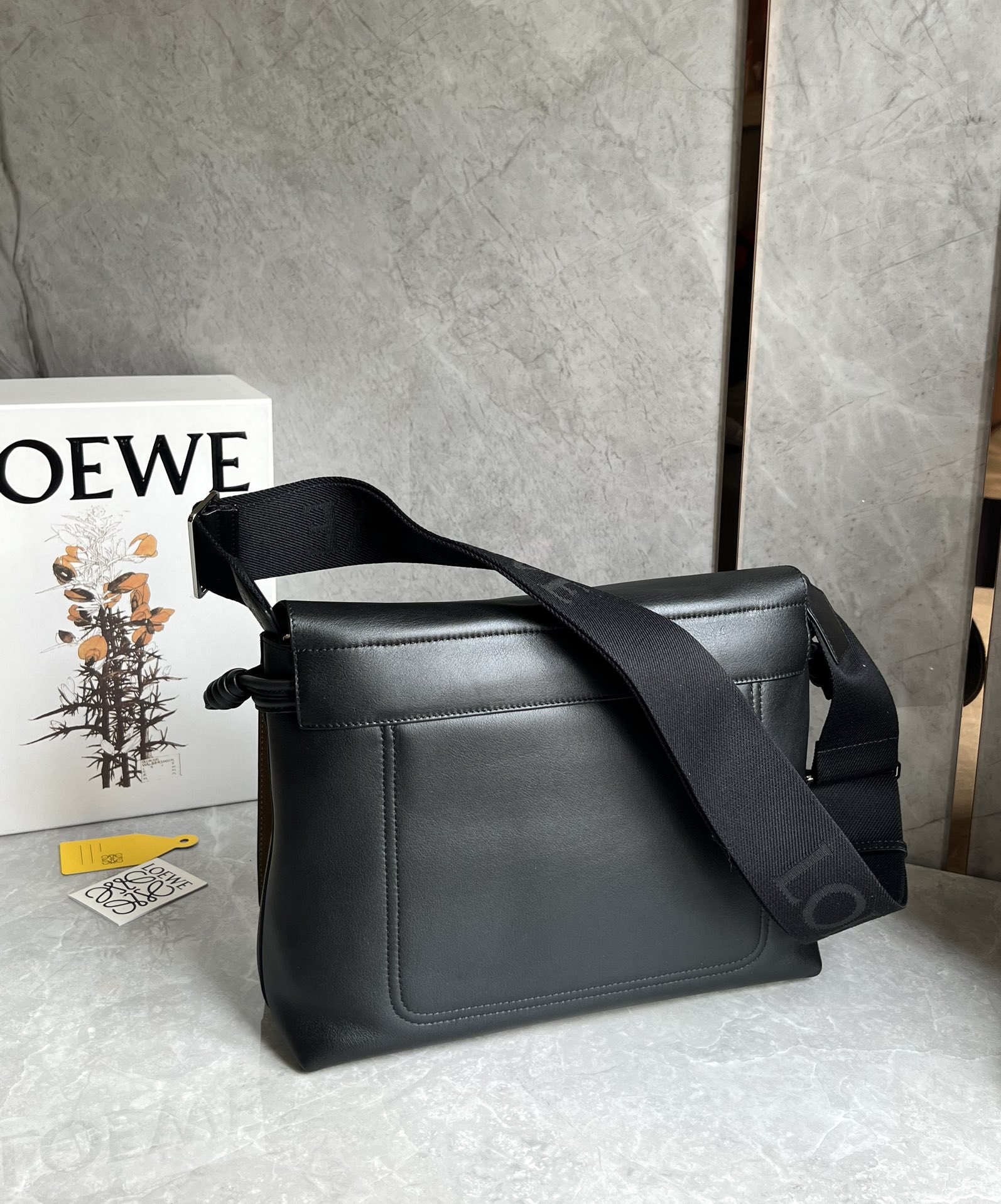 Loewe Flamenco satchel messenger bag 0901
