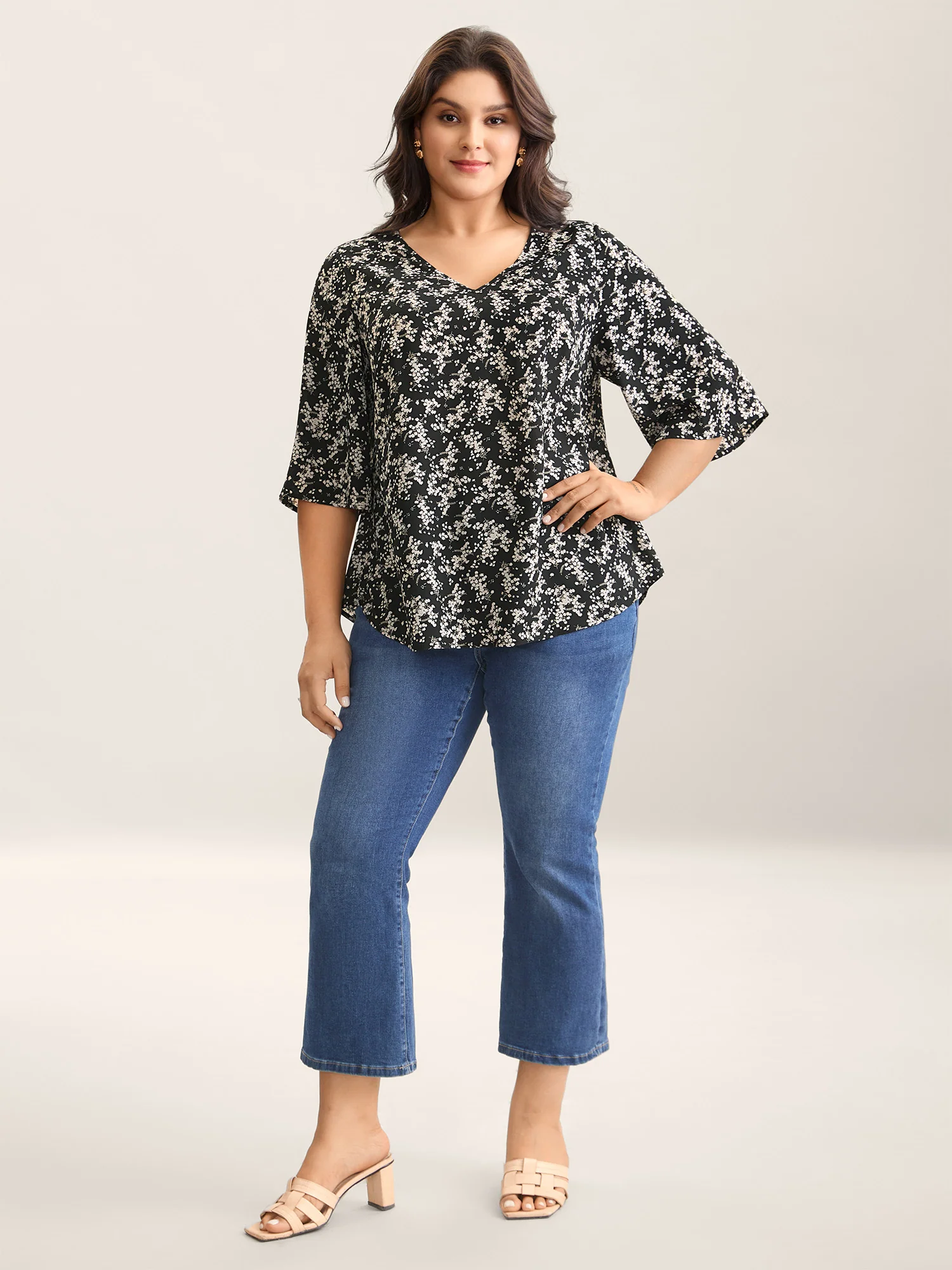 Floral Print Curvy Hem V-Neck Shirt