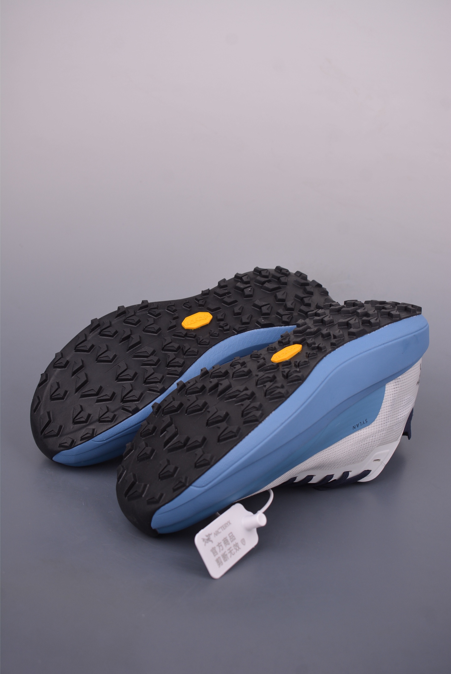 Arc'teryx SYLAN LT W running shoes 077218