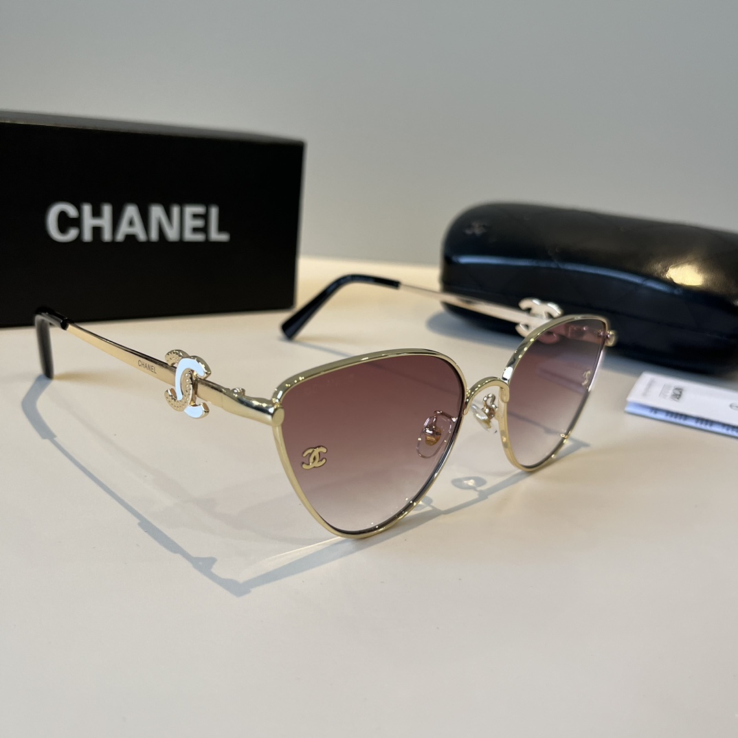 Chanel round frame sunglasses