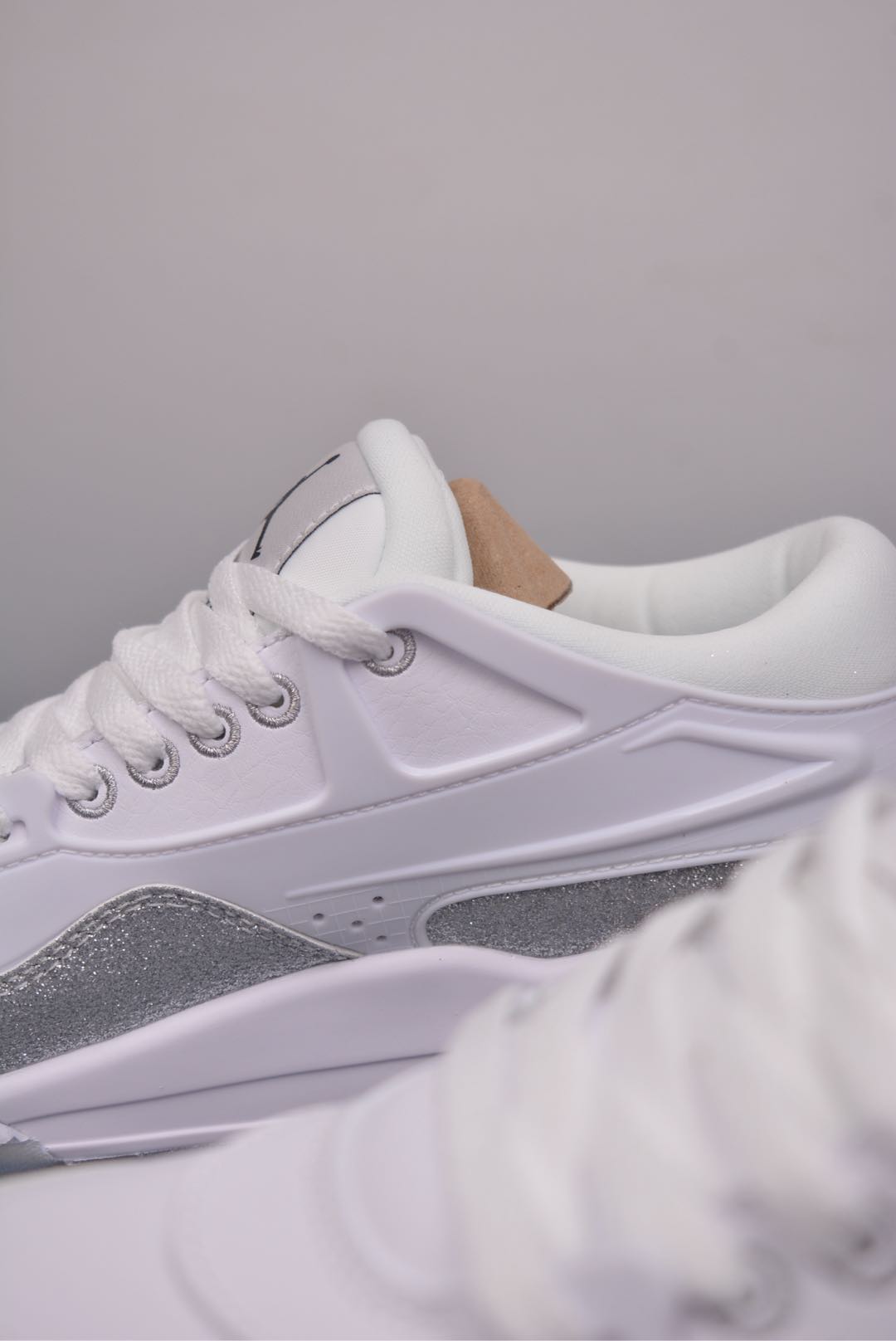 Nike Air Jordan 4 Retro RM White Sliver HQ3441-111