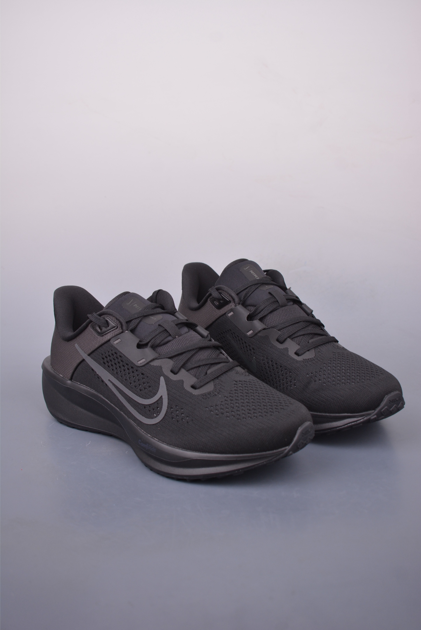 Nike Quest 6 