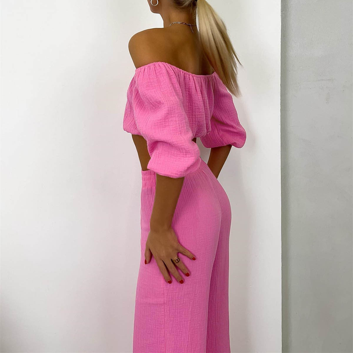 Casual Summer Suit for Women: Off-Shoulder Solid Color Top with Wide-Leg Pants in Pure Cotton