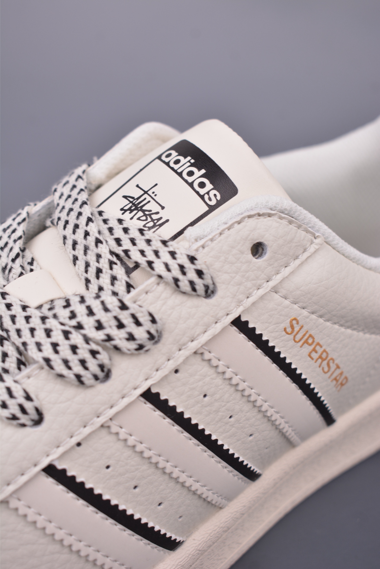 Adidas Originals Superstar sneakers off-white and black SD6815