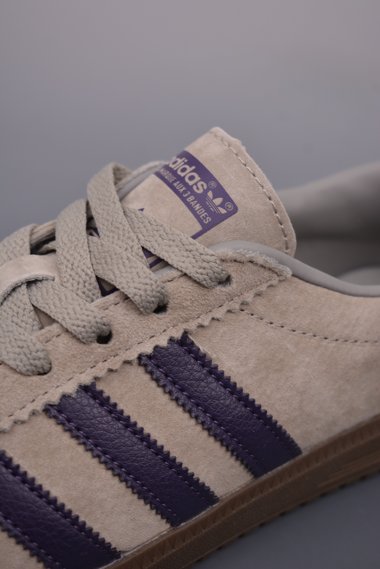 Adidas Originals Bermuda Trainers Suede Grey JI4280