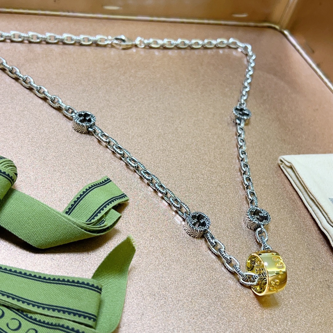 Gucci Anger Forest Series GG Gold Hollow Ring Vintage Chain Necklace