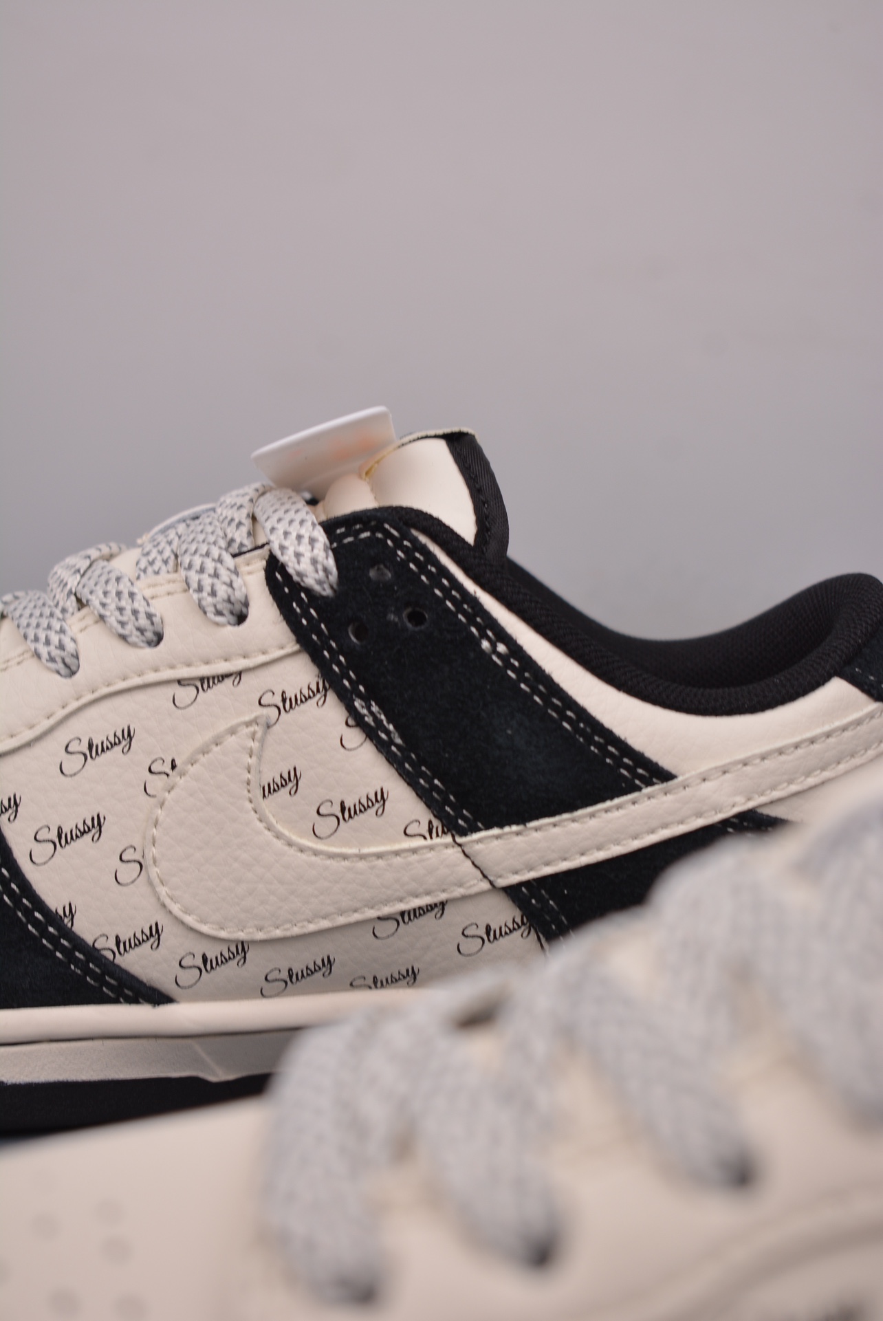 Stussy x Nike By You SB Dunk Low Retro SP Black and White Embroidery XY1688-017