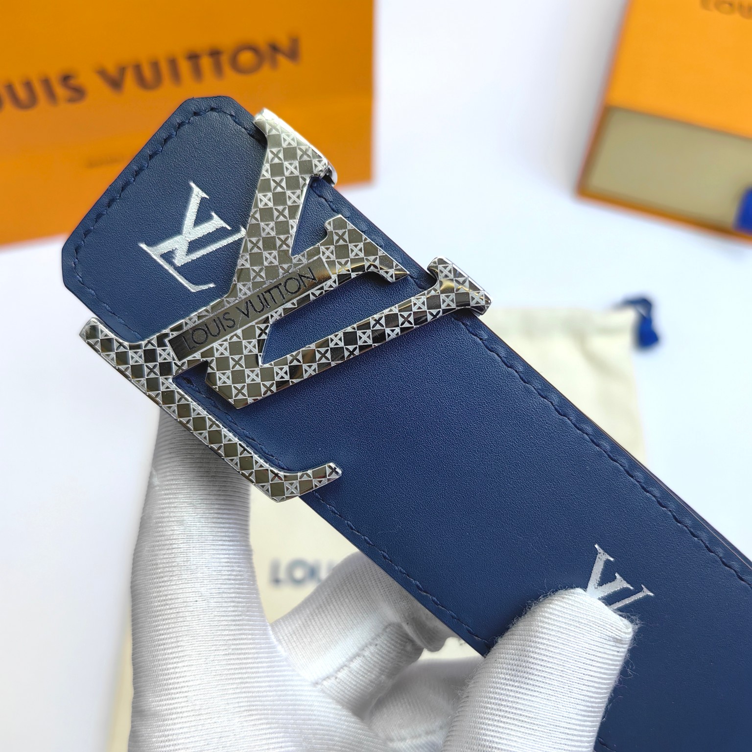 Louis Vuitton Men's Leather Belt with Engraved Buckle, 4CM Width