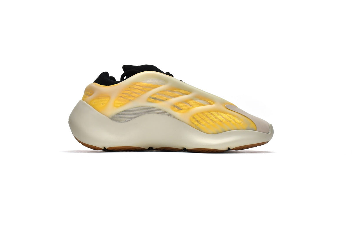 700V3