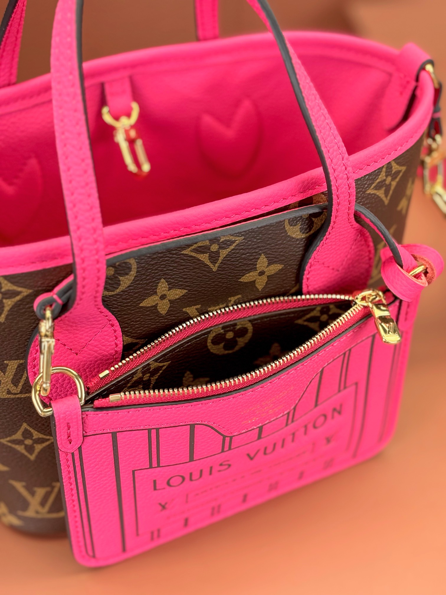 Louis Vuitton NEVERFULL INSIDE OUT BB Bag M12106