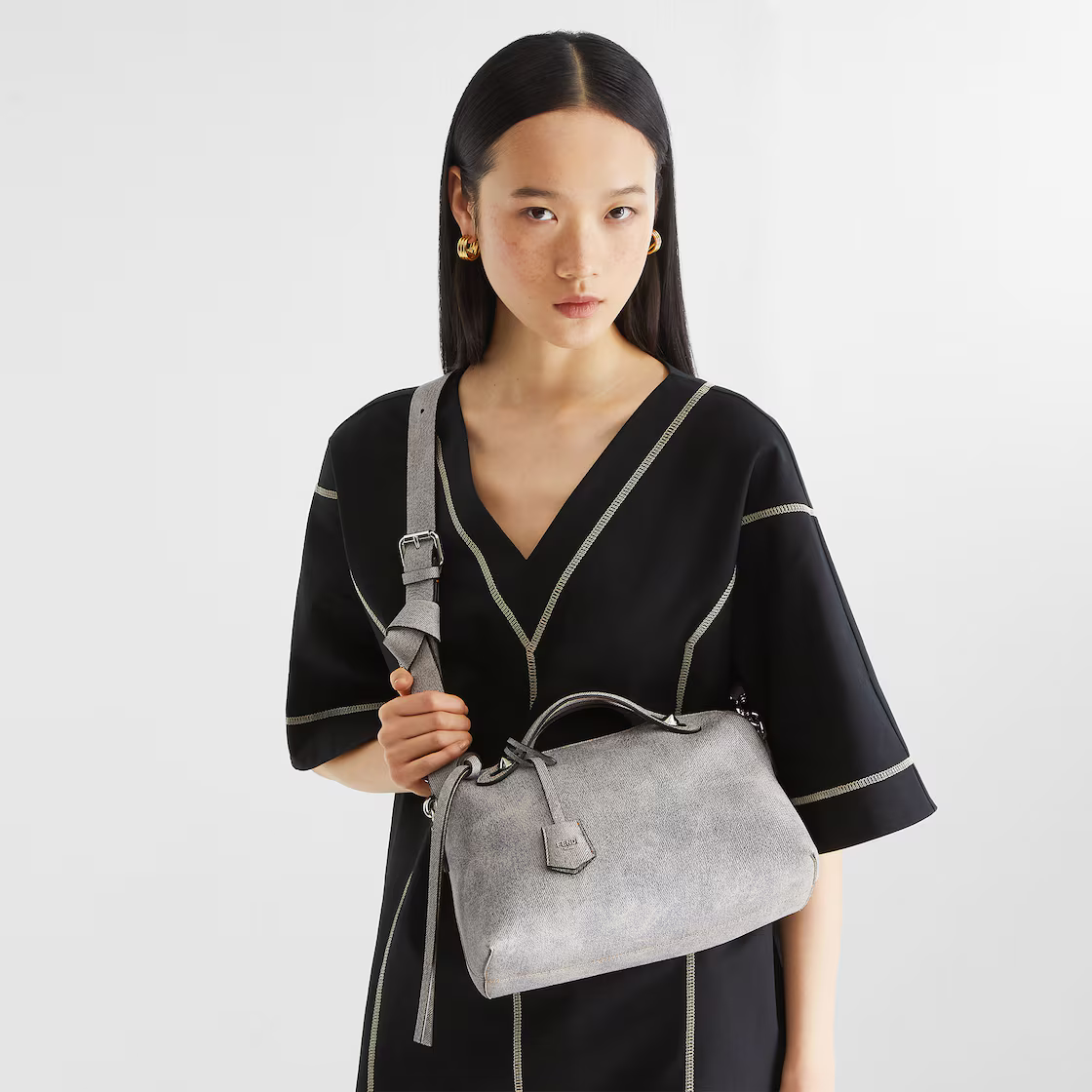 Fendi By The Way Soft Medium 8BL155AV1SF0ATR