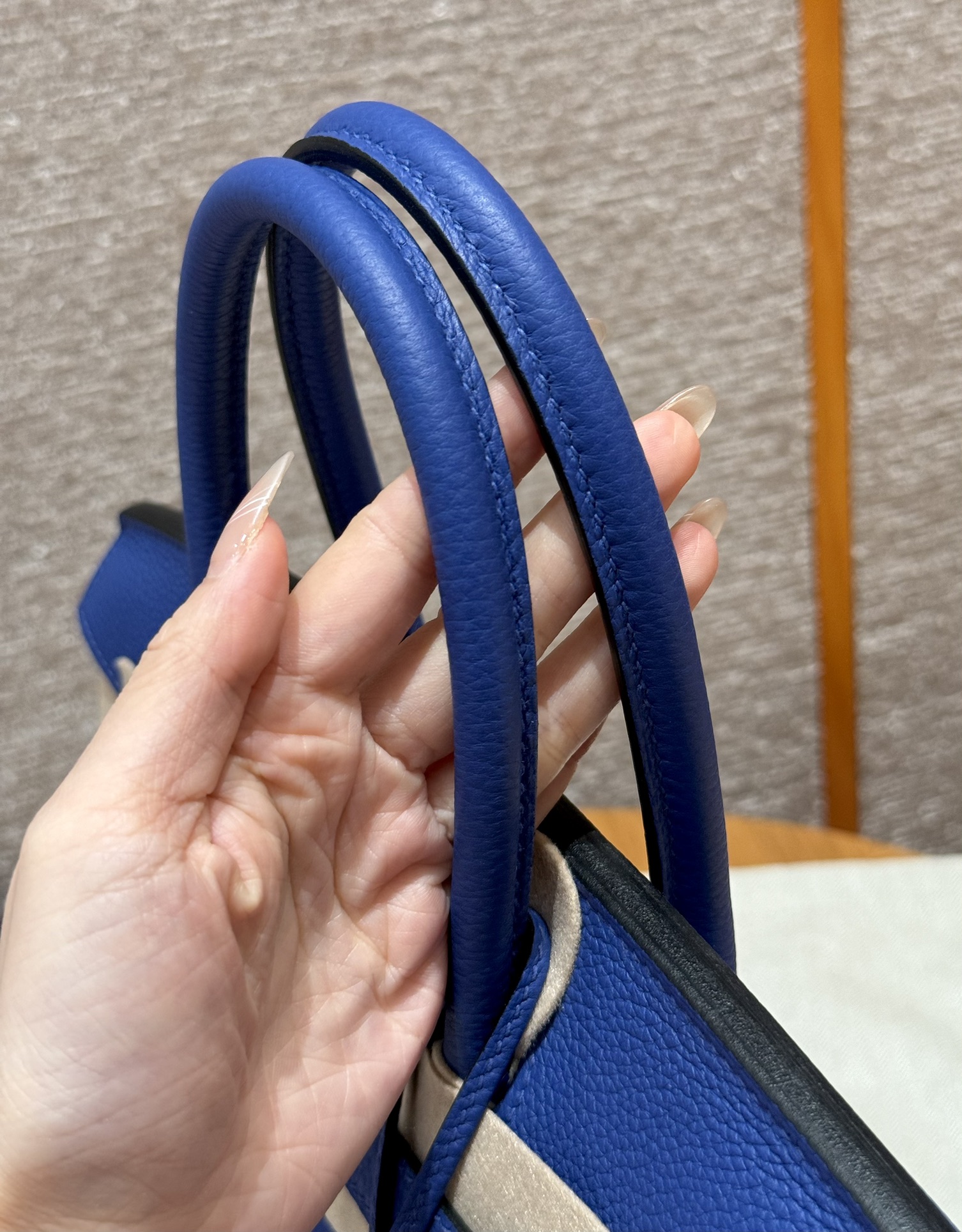 Hermès Birkin 7TBlue electric handbag (handmade to order)