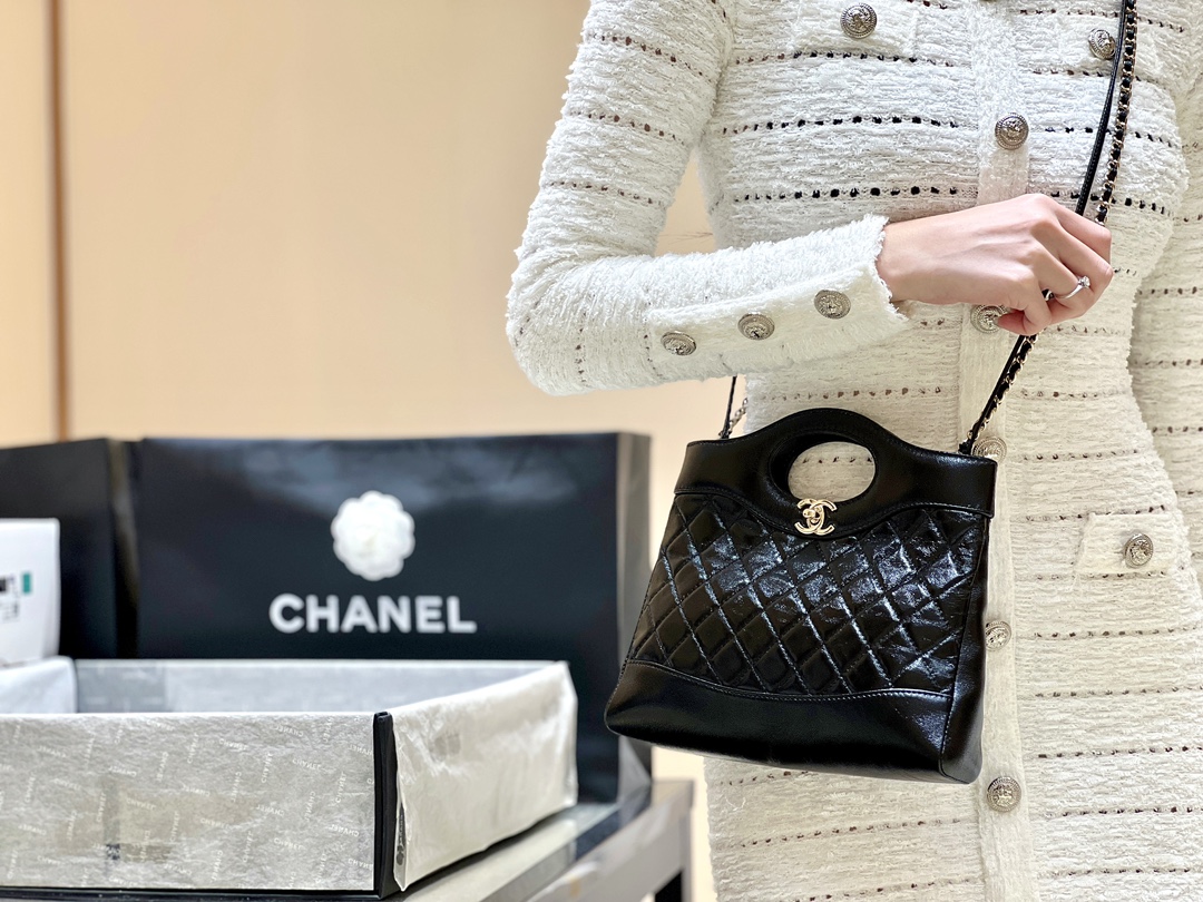 Chanel 24S mini 31bag AS4133 00148
