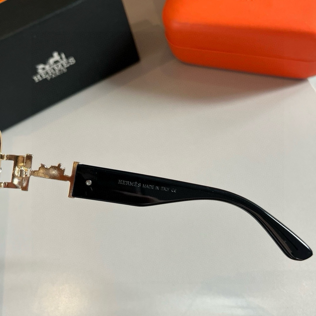 Hermes Square Frame Sunglasses