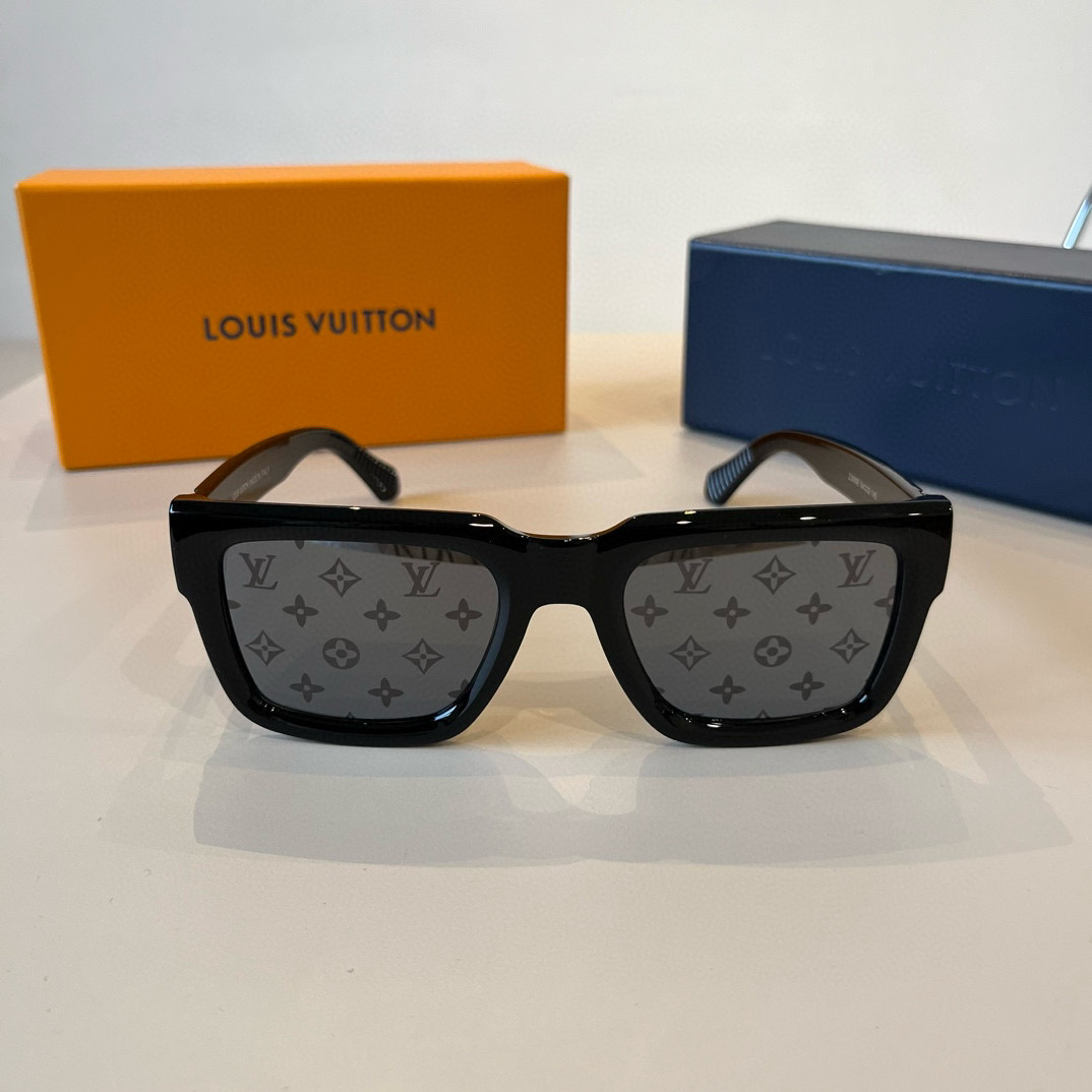 Louis Vuitton square frame sunglasses