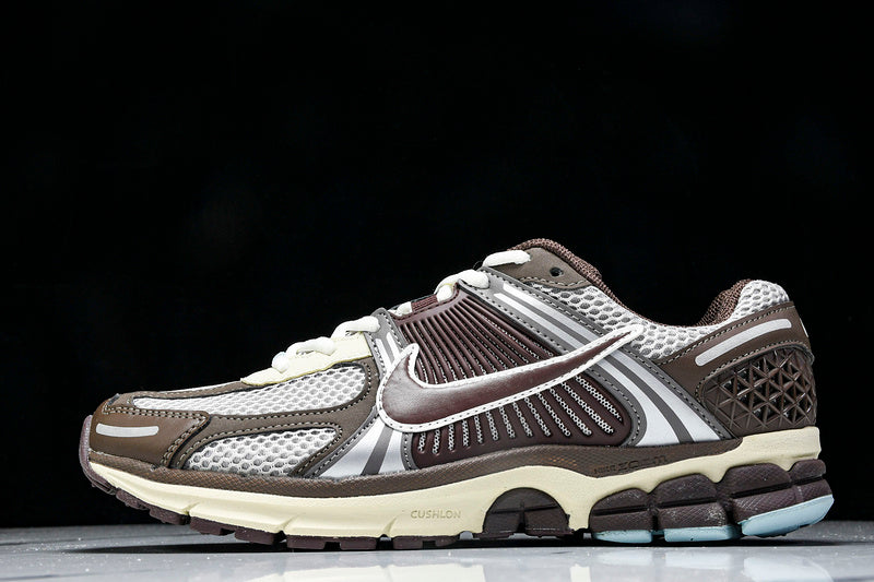 Zoom Vomero 5 Men's Shoes