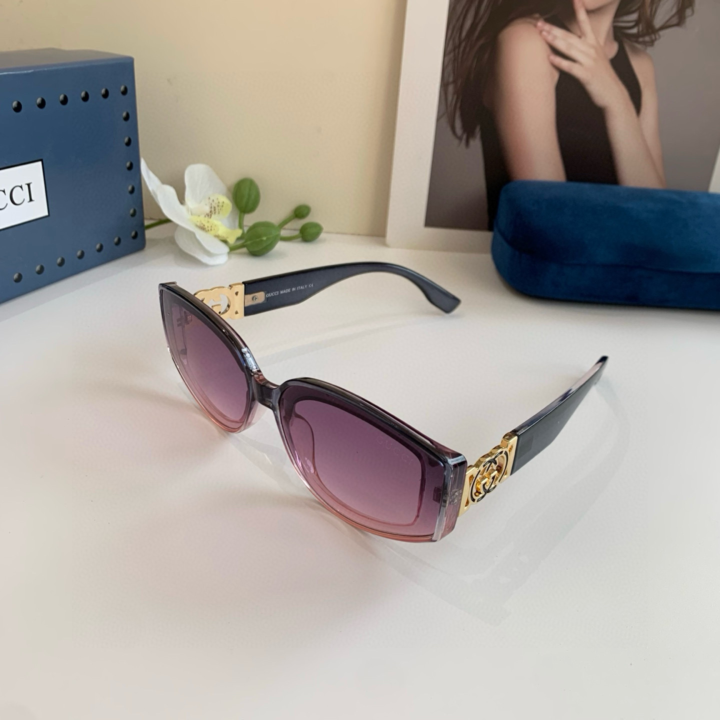 Gucci Round Frame Sunglasses