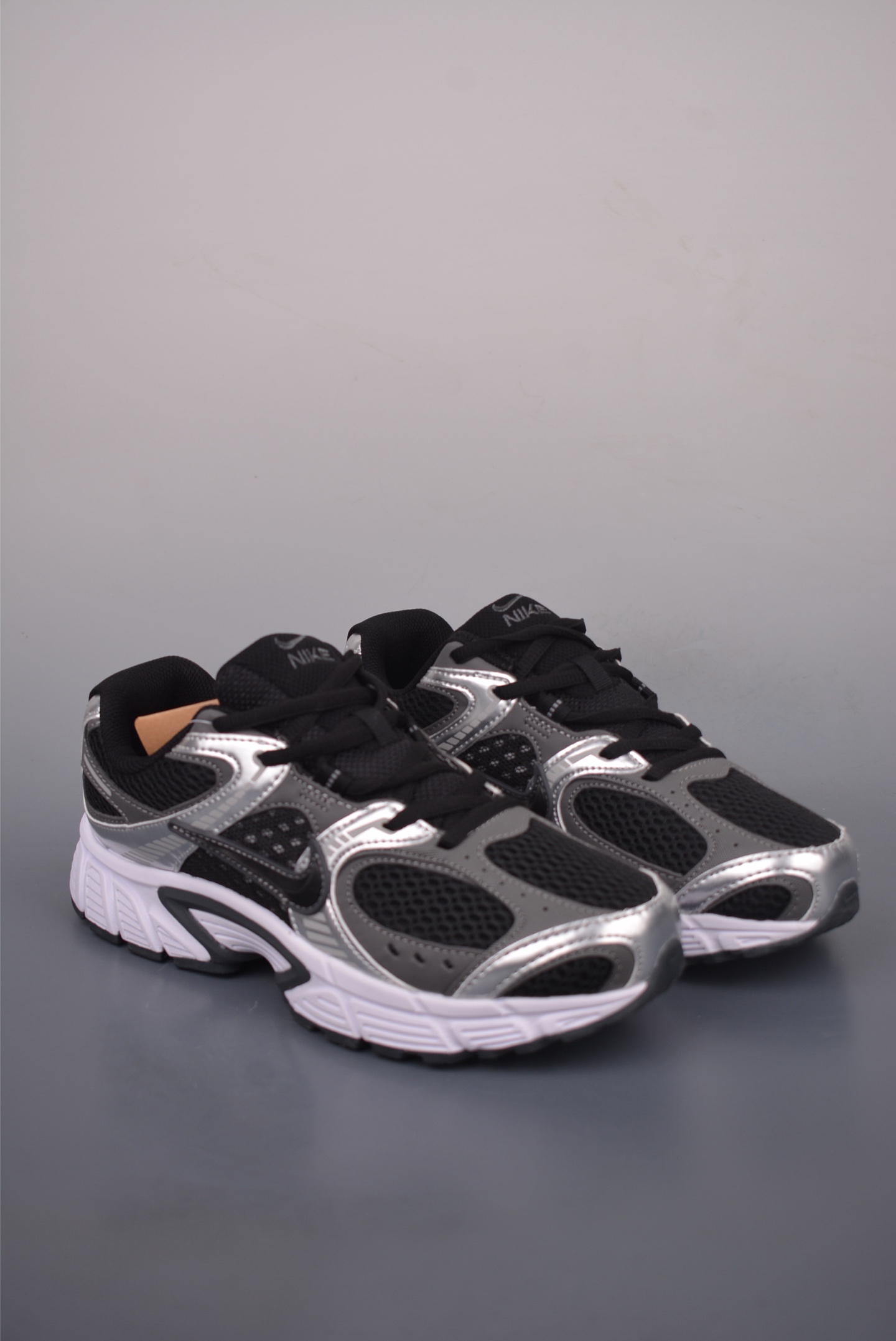 Nike V5 RNR 