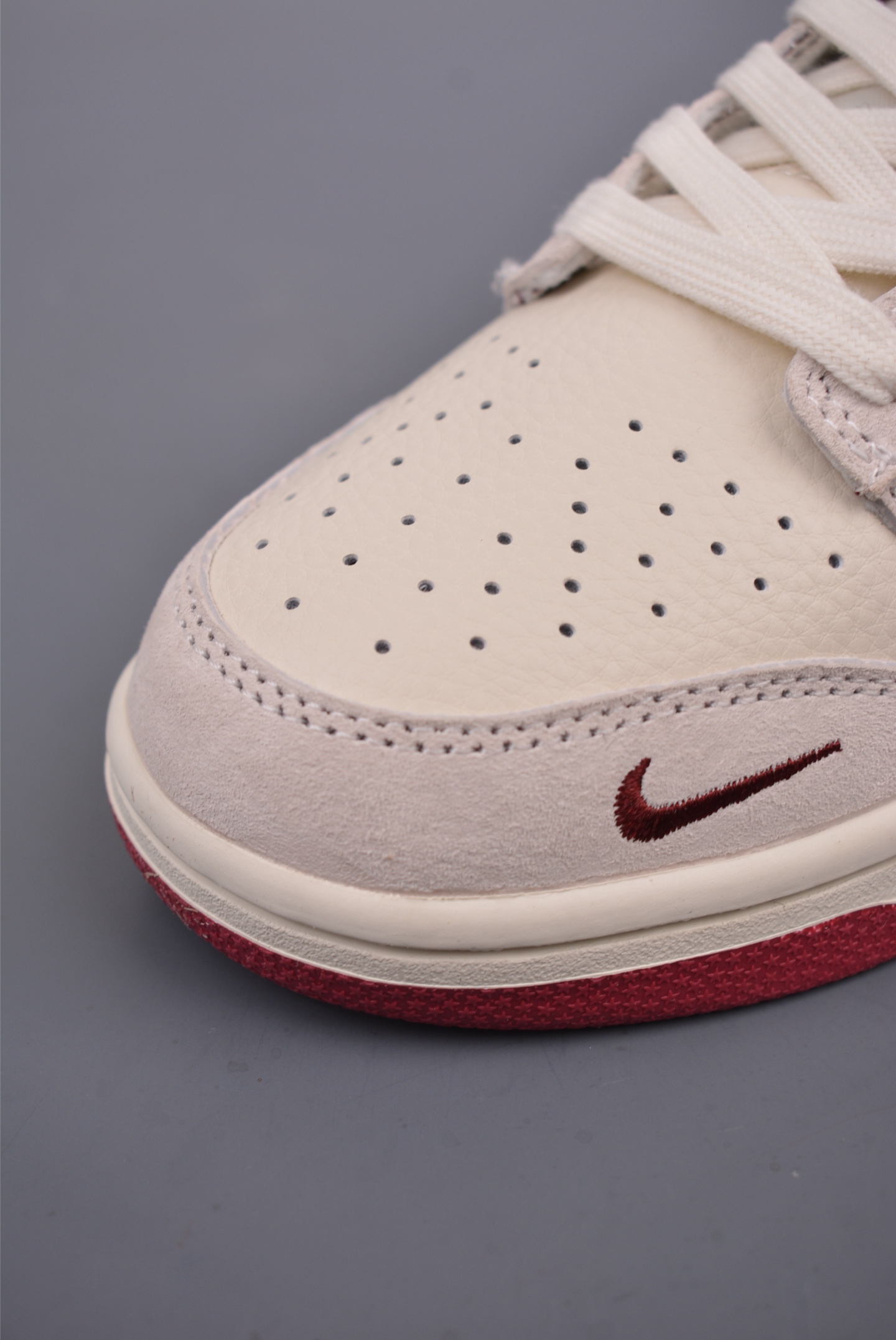Travis Scott x Stussy x Nike By You SB Dunk Low Retro SP Beige Wine Red Embroidery KK1333-031
