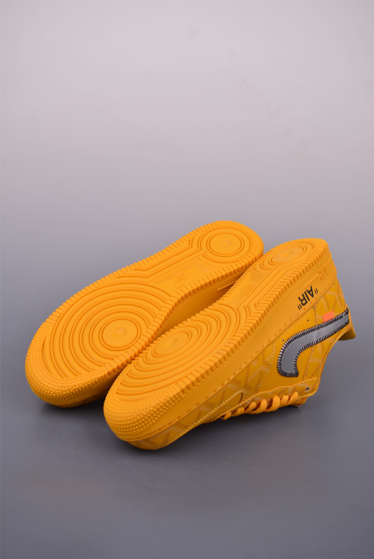 Nike Air Force 1 Low OFF Sneakers YN76984-411
