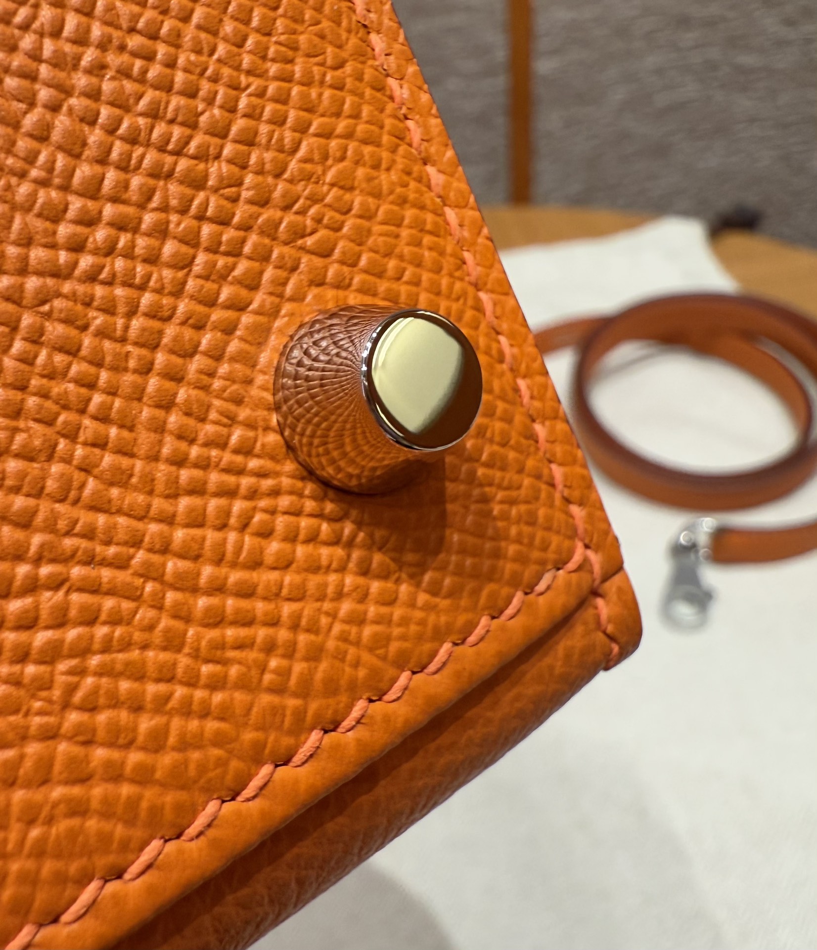 Hermès Kelly 93 Orange Handbag (Handmade to Order)