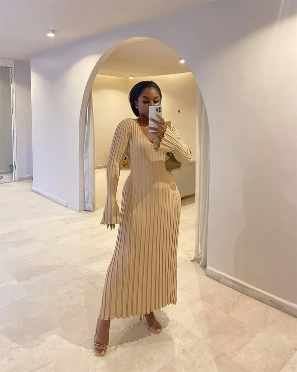 😍Hot Promotion 49% OFF🔥2024 Fall New Sleeved Knit Midi Dress