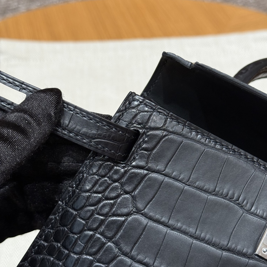 Hermès Kelly Mini 2 89noir Handbag (Handmade to order)