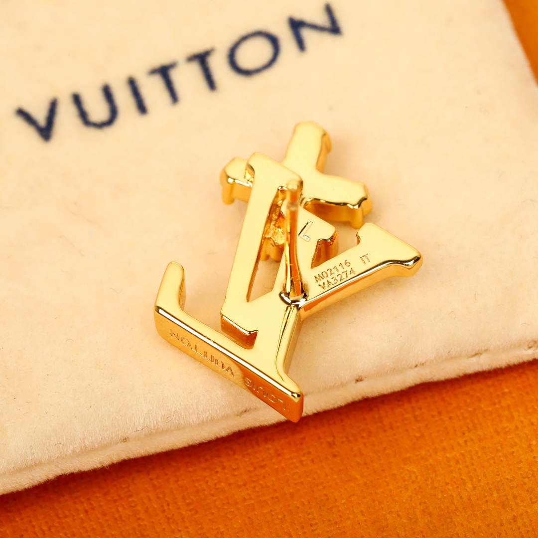 Louis Vuitton Floral Stud Earrings