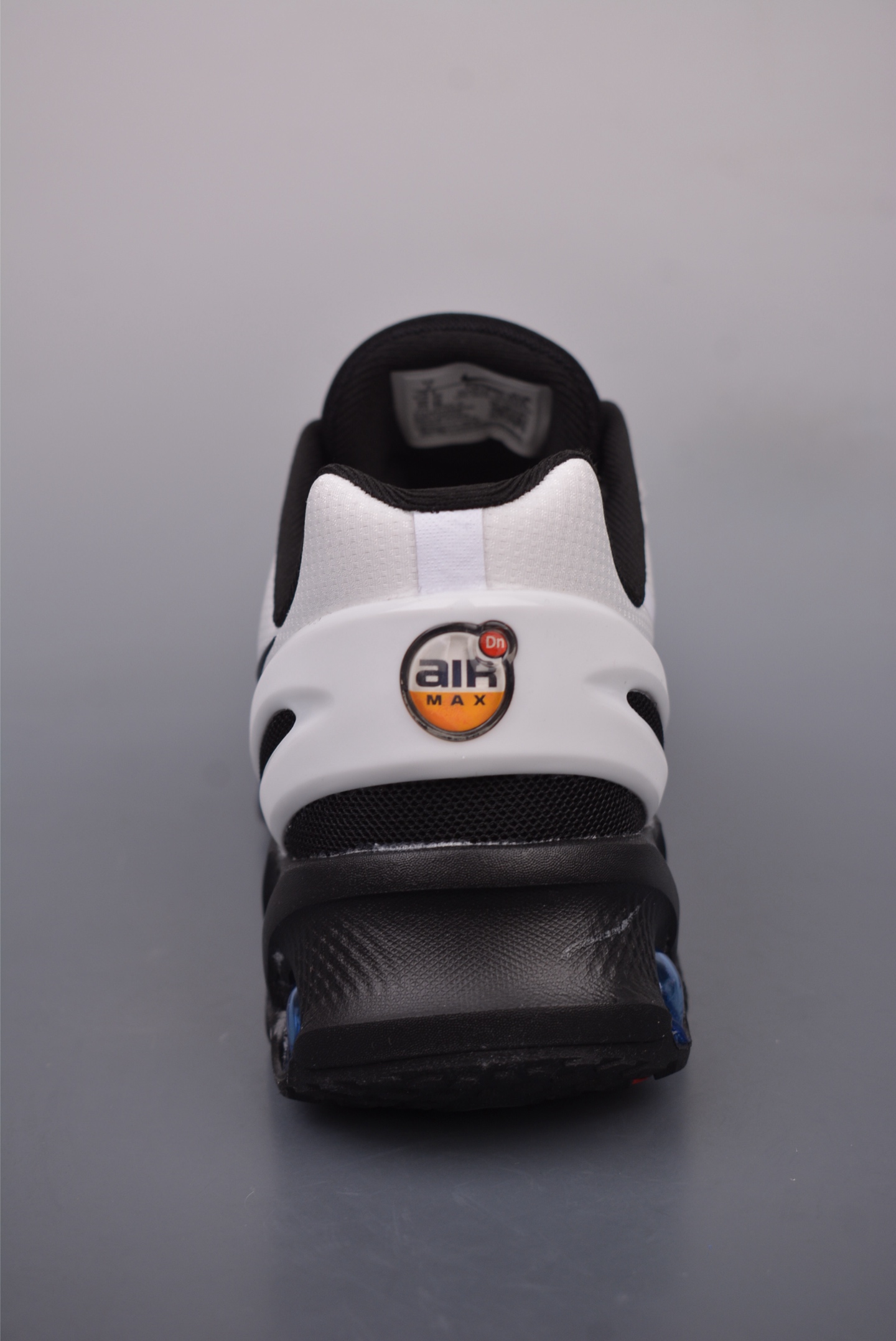 Nike Air Max DN8 White Black Blue FQ7860-010