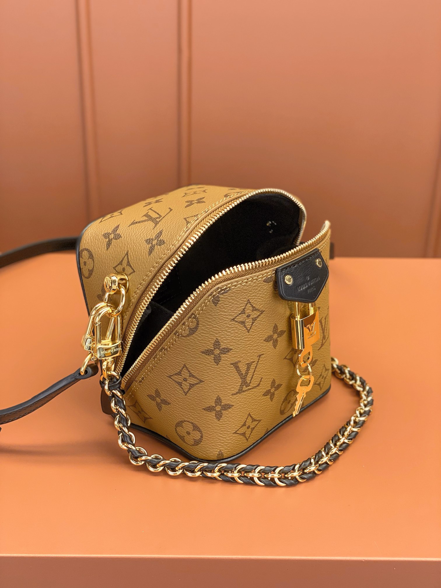 Louis Vuitton Just In Case Bag M47162