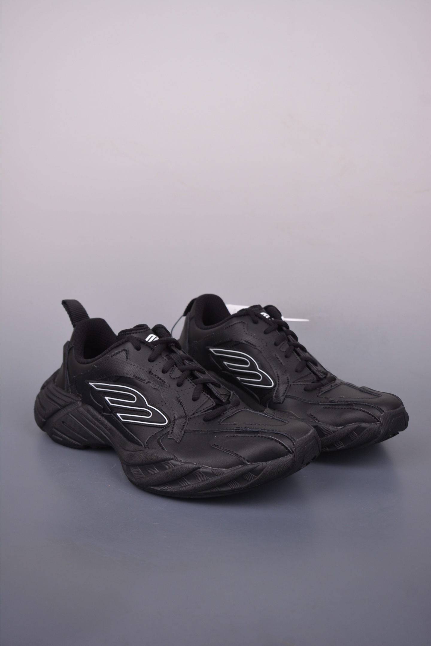 BALENCIAGA Monday Sneaker 