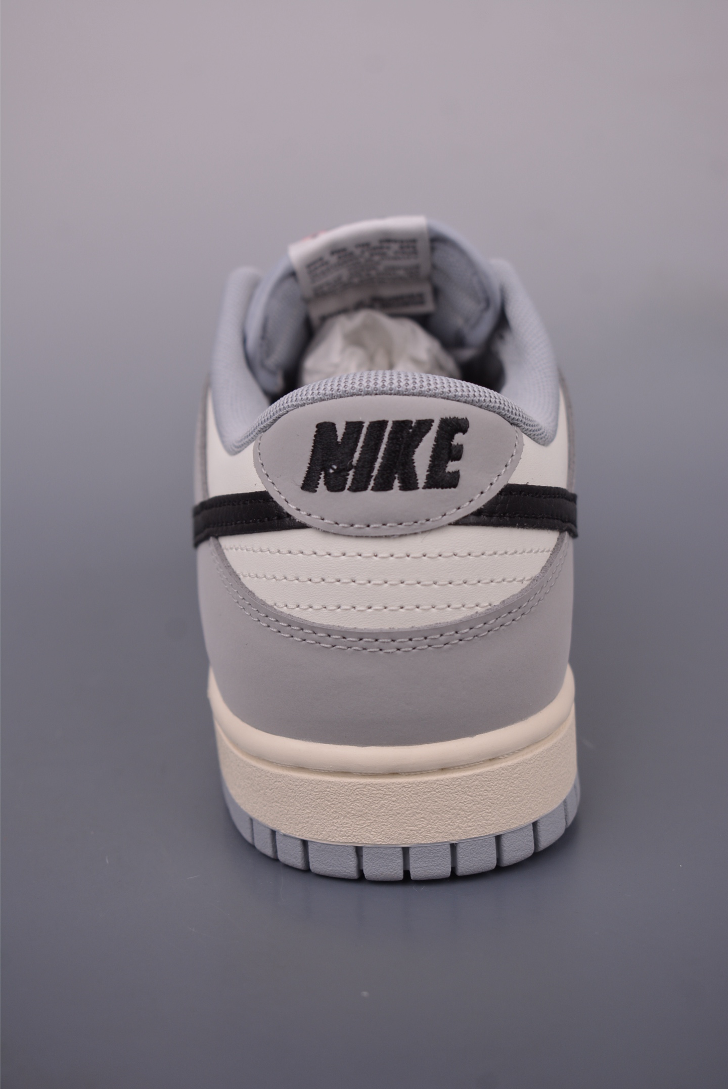 Nike Dunk Low ”Smoke Grey“ IB3079-101