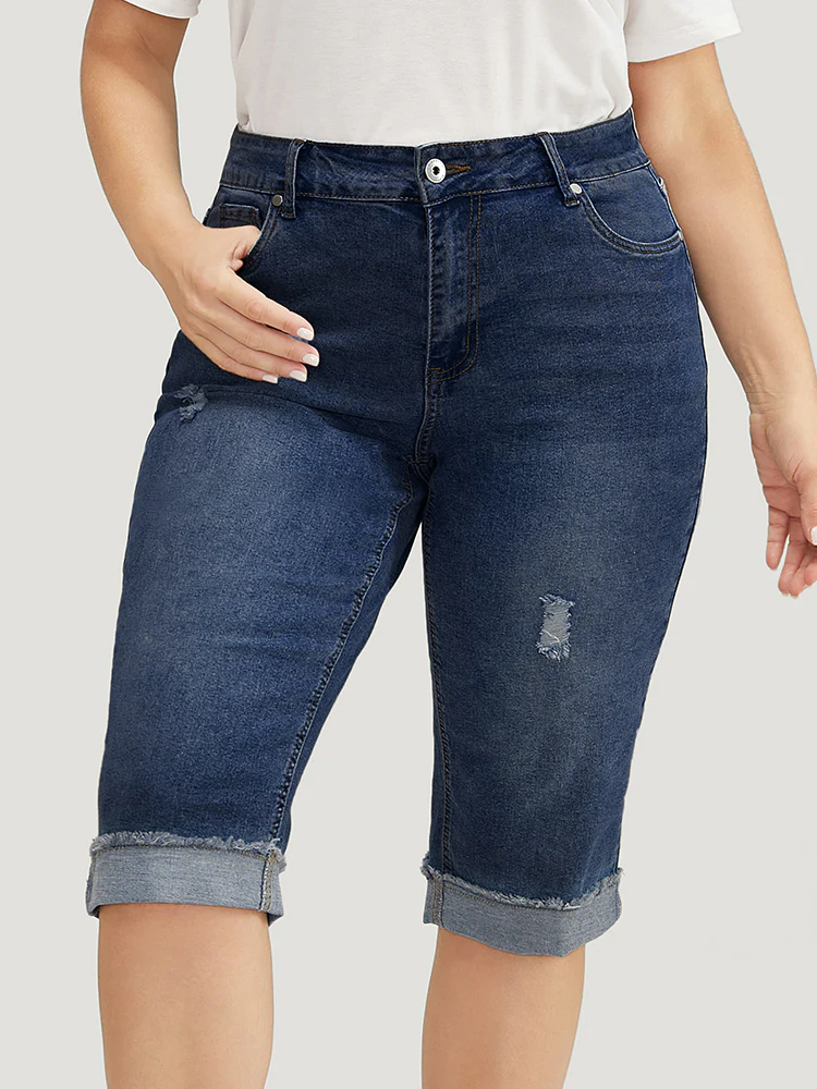 Moderately Stretchy Roll Hem Ripped Knee Denim Shorts