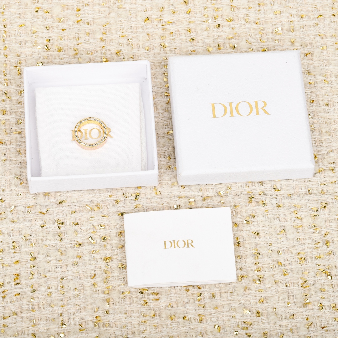 Dior diamond ring