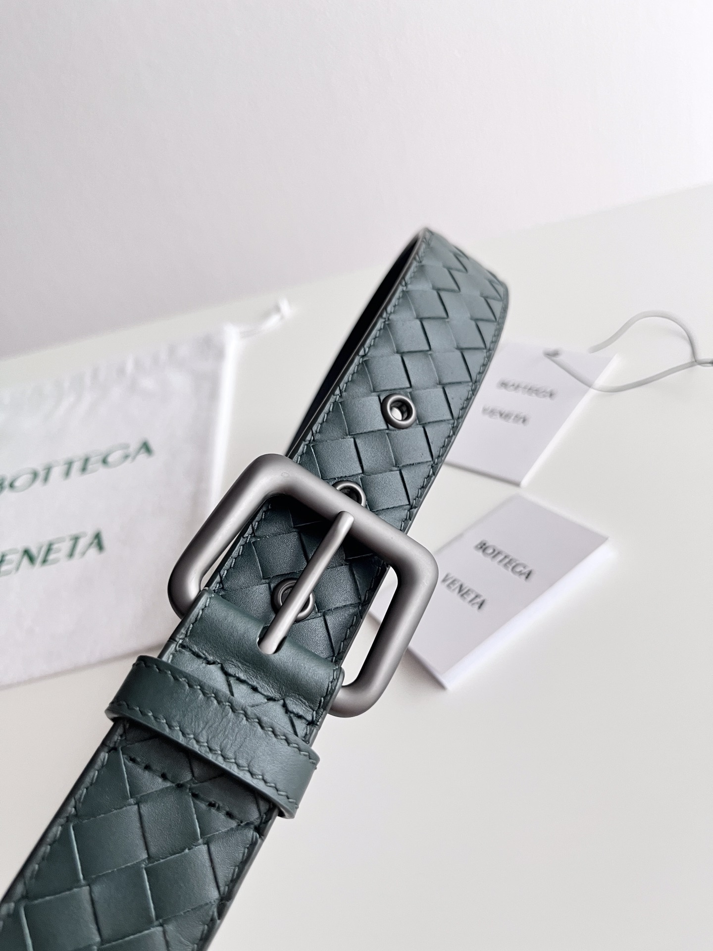 Bottega Veneta frosted pin buckle woven cowhide double-sided belt 3.5cm wide